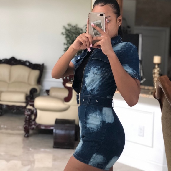 Short jean jumpsuit - Picture 3 of 6